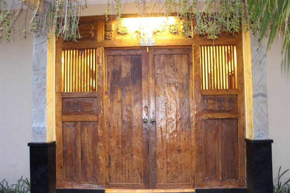 The Vie Villa Legian Extérieur photo