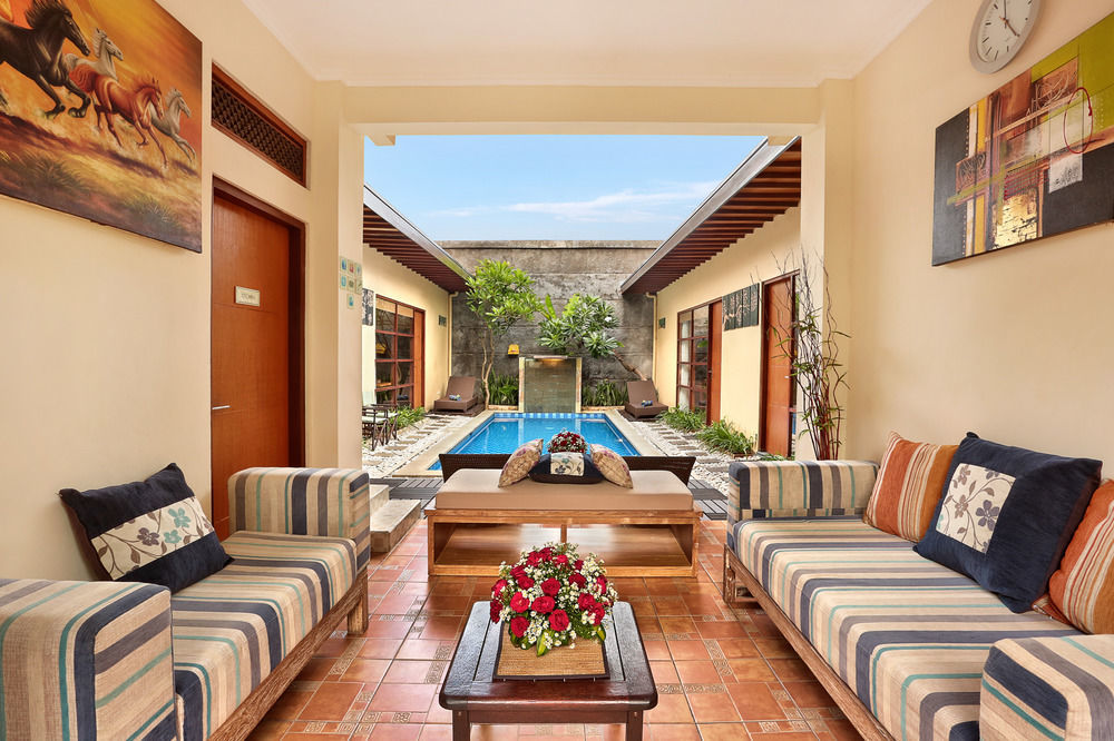 The Vie Villa Legian Extérieur photo