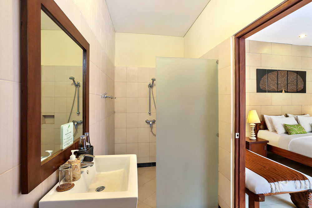 The Vie Villa Legian Extérieur photo